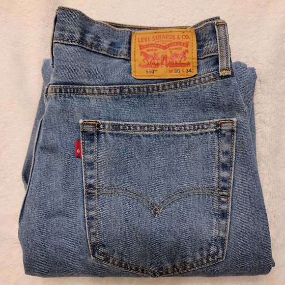 Men's LEVI 550 Relaxed Fit Medium Blue Wash Jeans Size 36x34 - Picture 1 of 12